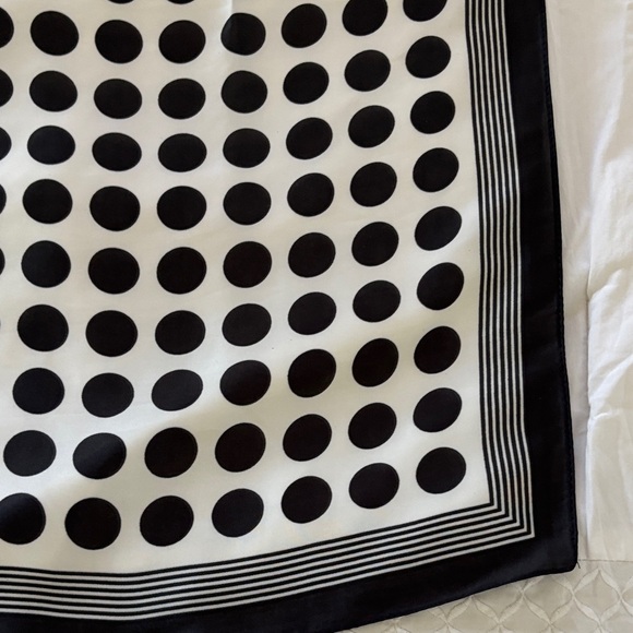POLKA DOT SATIN HEAD SCARF - Picture 13 of 16